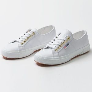 Superga 2750 big eyelet like new